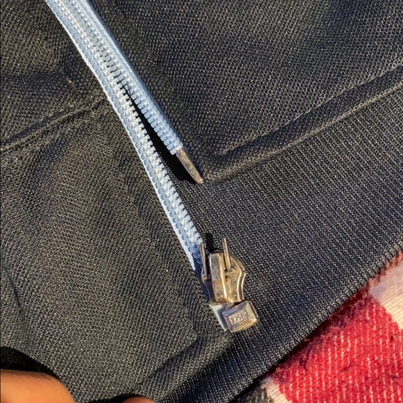 Old Navy Light Jacket (M) - Picture 3 of 7